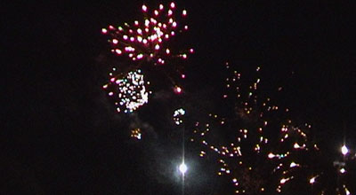 Nigel Southern and his team of pyrotechnic artistes put on a superb display before a large crowd 