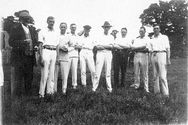 Froyle Cricket Team in the 1920s