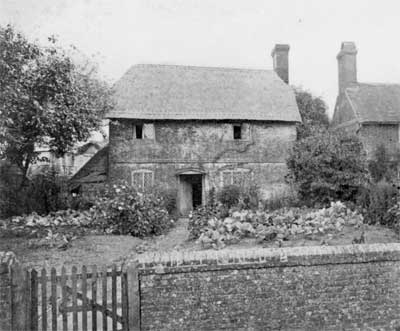 1 Holmwood Cottages