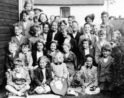 Methodist Sunday School group in 1954