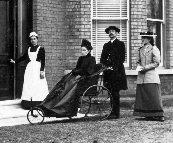 Nancietta (right) with the Rev. A E Wright