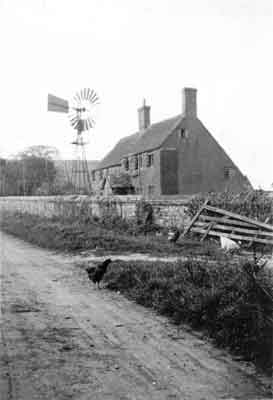 Saintbury Hill Farm in the 1950s